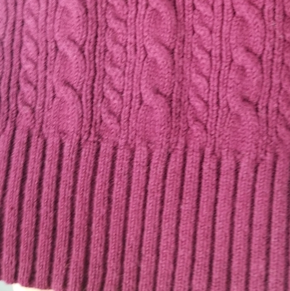 Old Navy Knit Scoop Neck Sweater. Size XL. Great Condition! - Picture 2 of 6